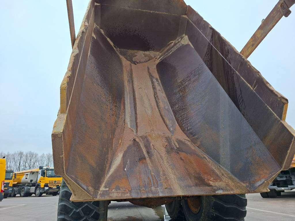 Komatsu HM300-3 Photo 25