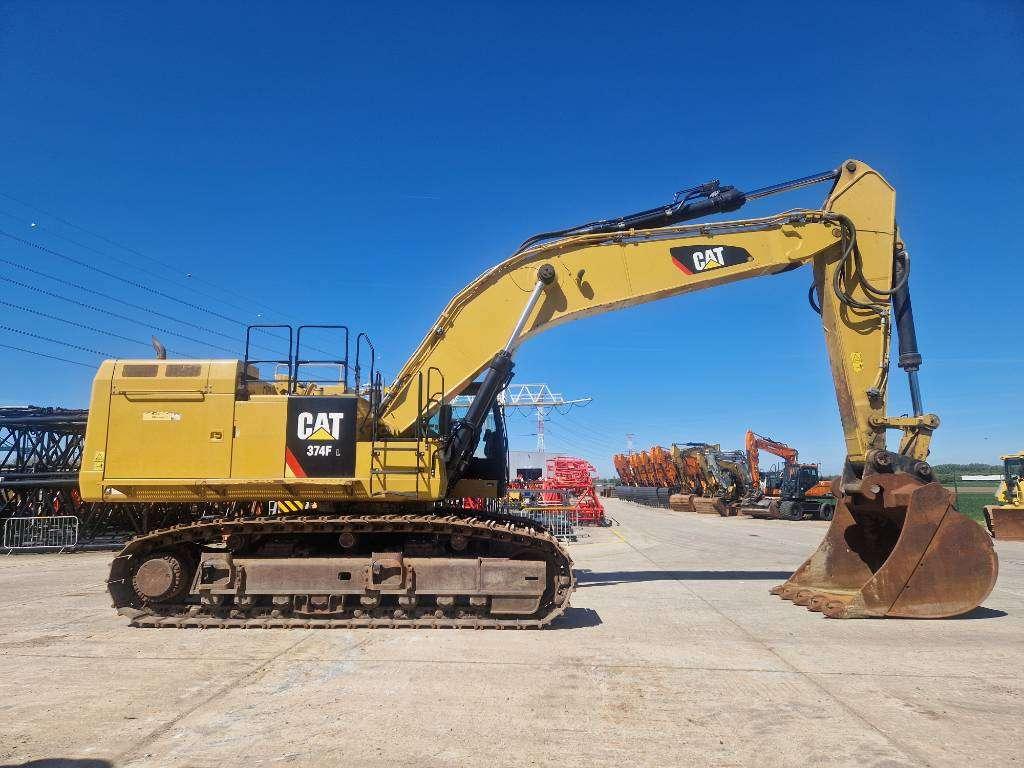 Caterpillar 374 F L Photo 8