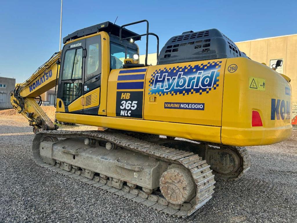 Komatsu HB365NLC-3E0 Photo 10