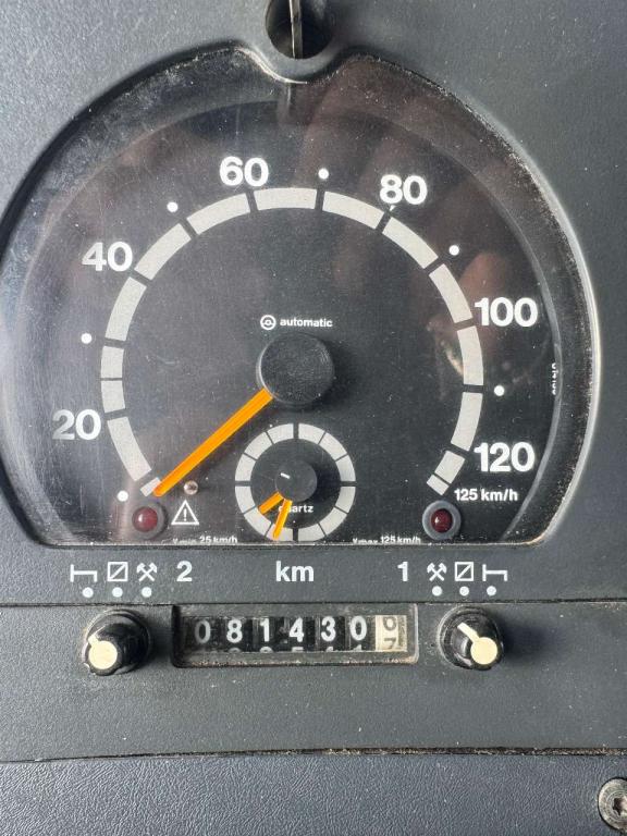 Scania 124L 420 Photo 13