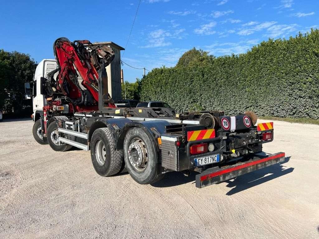 Volvo FM82 SCARRABILE CON GRU E POLIPO Photo 2
