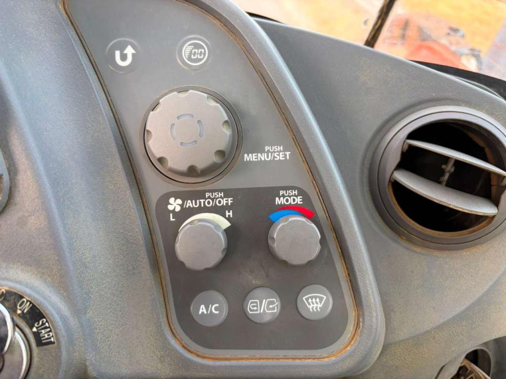 Hitachi ZW310-6 Photo 25