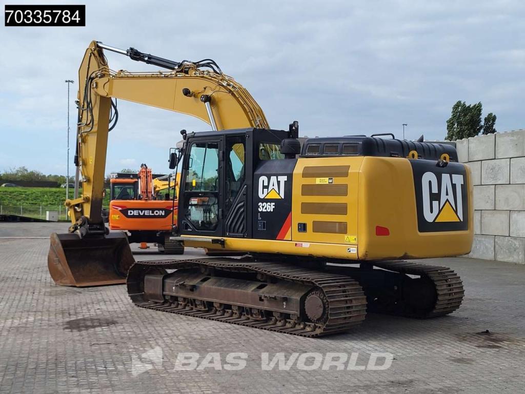 Caterpillar 326 F L Photo 2