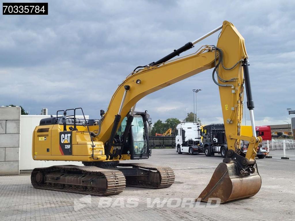 Caterpillar 326 F L Photo 6