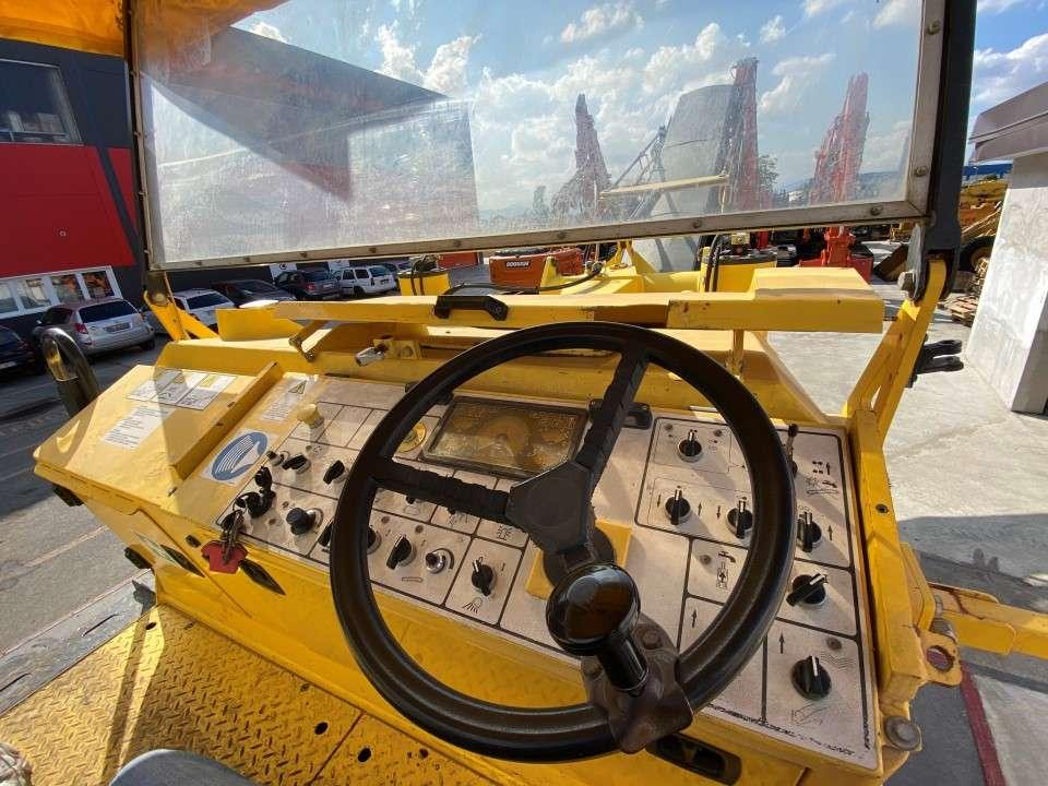 Bomag BM1300/30 Photo 8