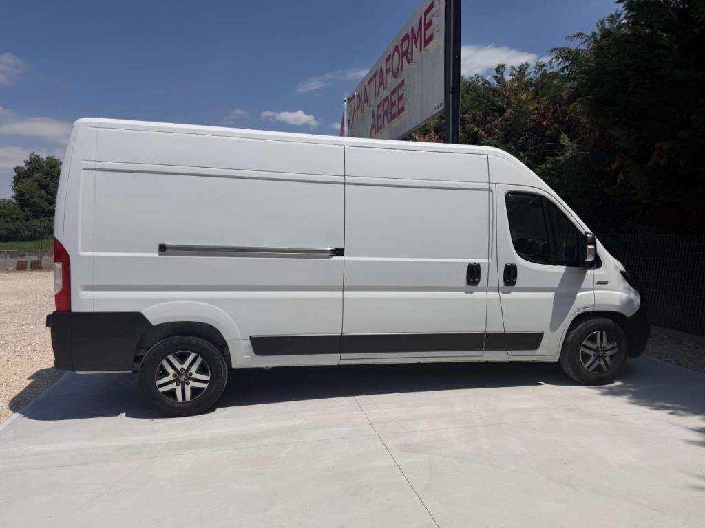 Fiat Ducato Photo 2
