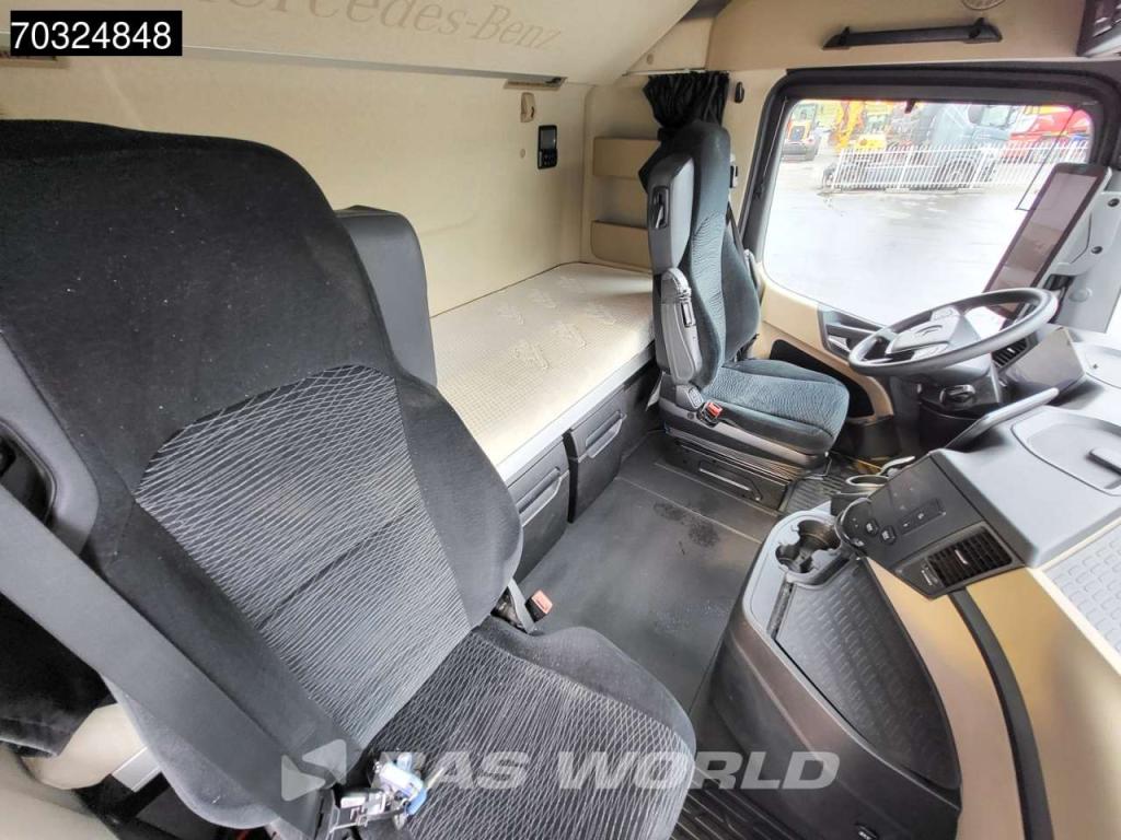 Mercedes-Benz Actros 1846 4X2 BigSpace Retarder PTO Full-Air Alcoa's ACC Photo 26
