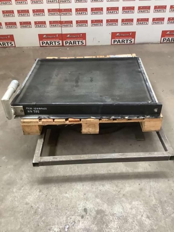 Radiateur eau pour New Holland E 385 Photo 2