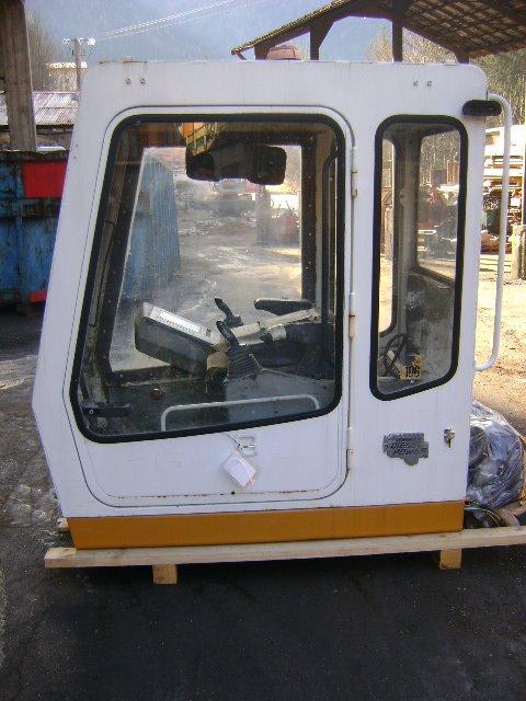 Cabine pour Liebherr 942 Photo 1