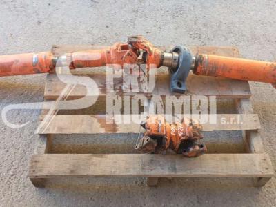Arbre de transmission pour Fiat Hitachi W 270 en vente par PRV Ricambi Srl
