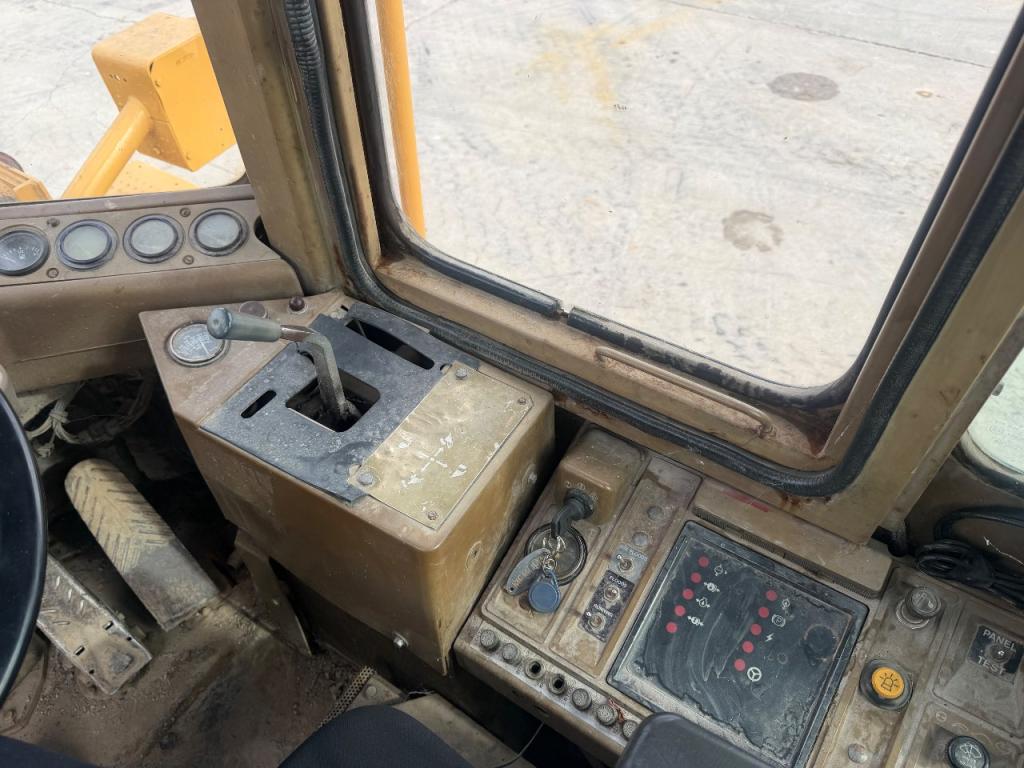 Caterpillar 926E Photo 8