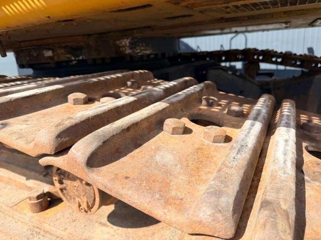 Caterpillar 374D L Photo 24