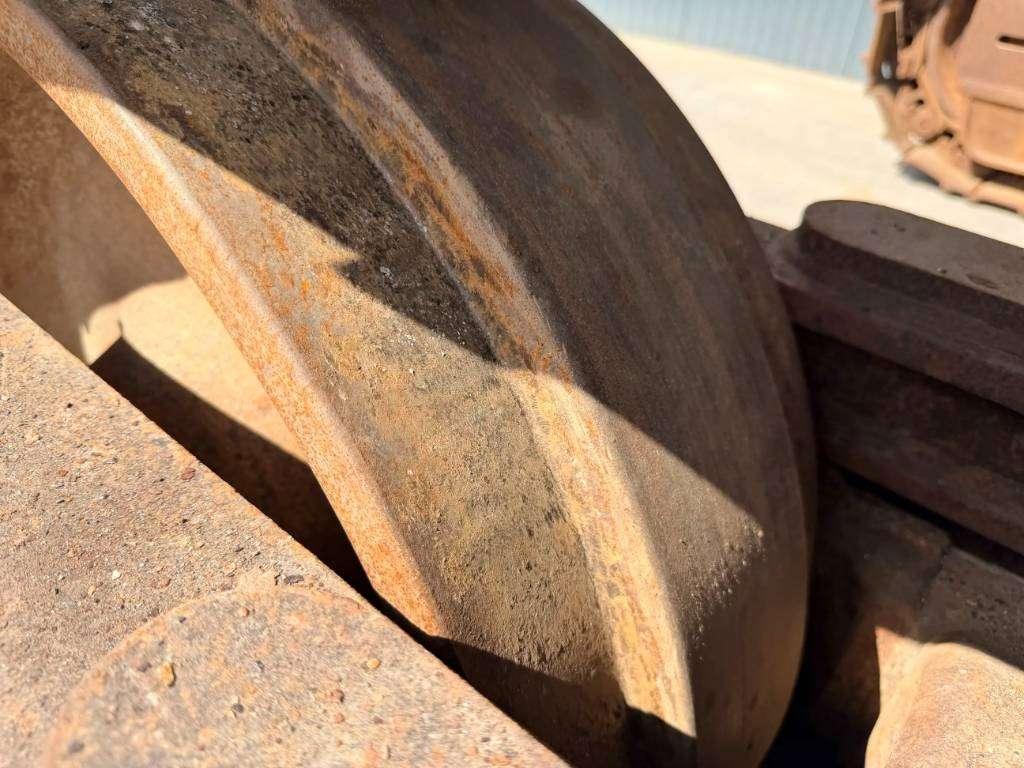 Caterpillar 374D L Photo 27