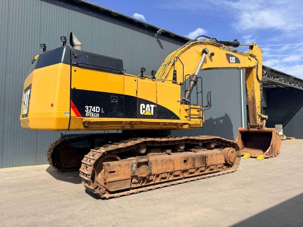 Caterpillar 374D L Photo 4