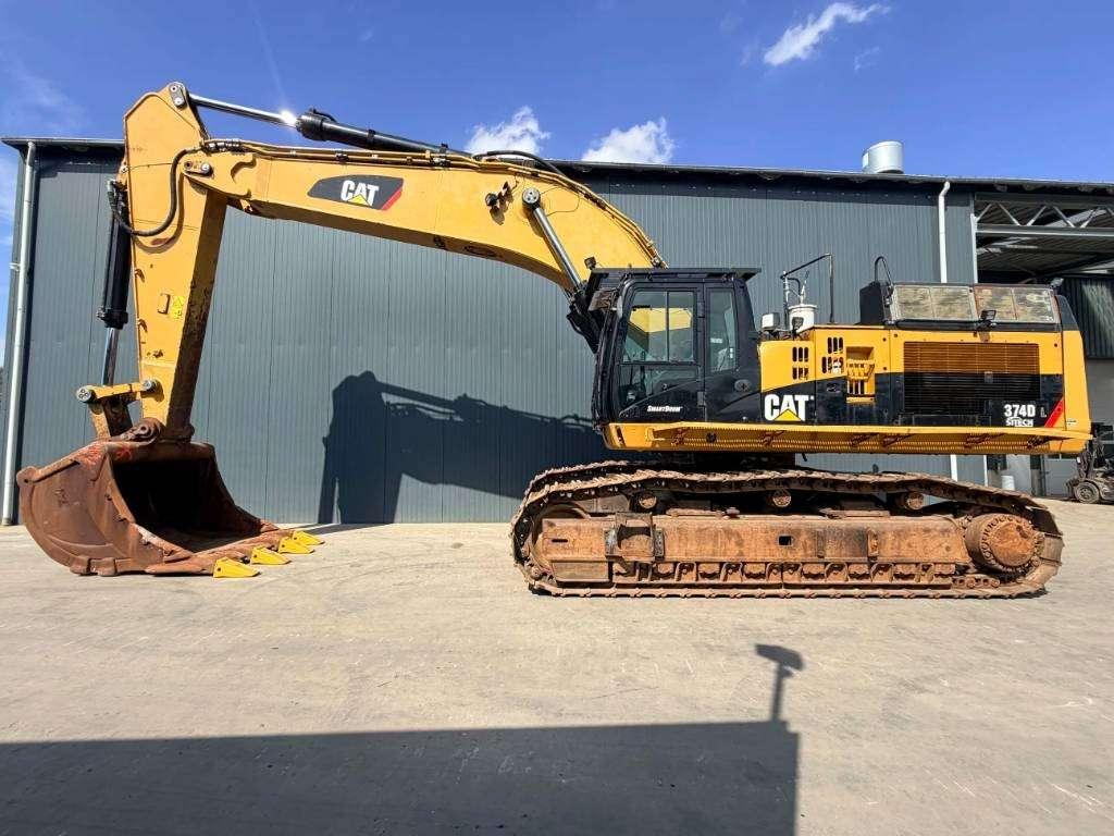 Caterpillar 374D L Photo 5