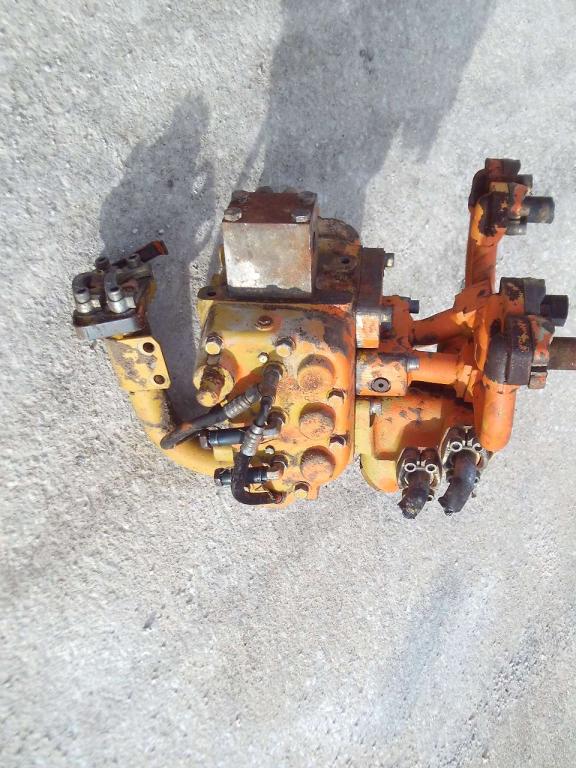 Distributeur hydraulique pour Fiat Allis FR220 Photo 2