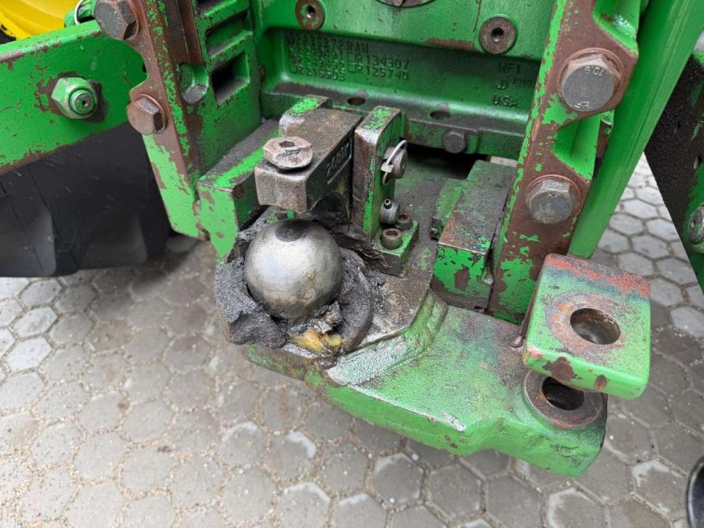 John Deere 7430 Excellent condition Photo 24