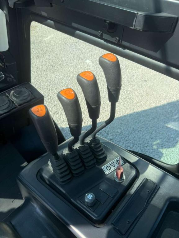Bobcat D25NXP Photo 12