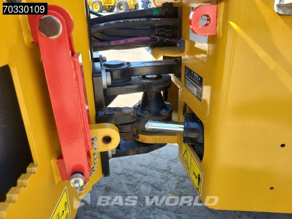 Caterpillar CB2.7 GC Photo 22