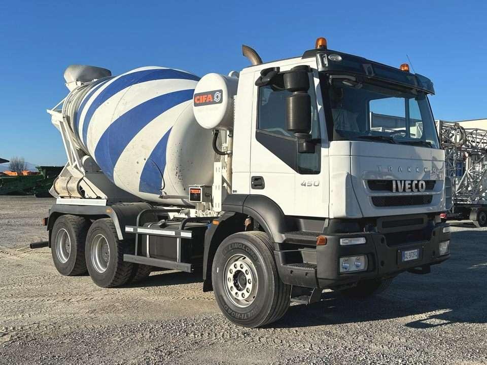 Iveco Trakker 450 6X4 Photo 17