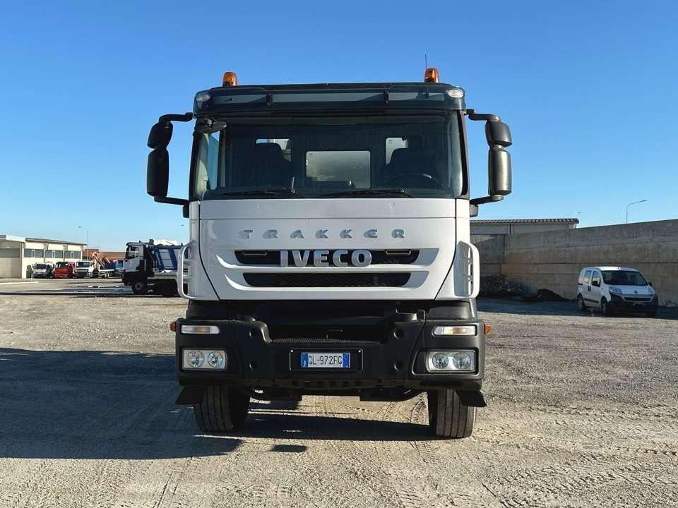Iveco Trakker 450 6X4 Photo 18