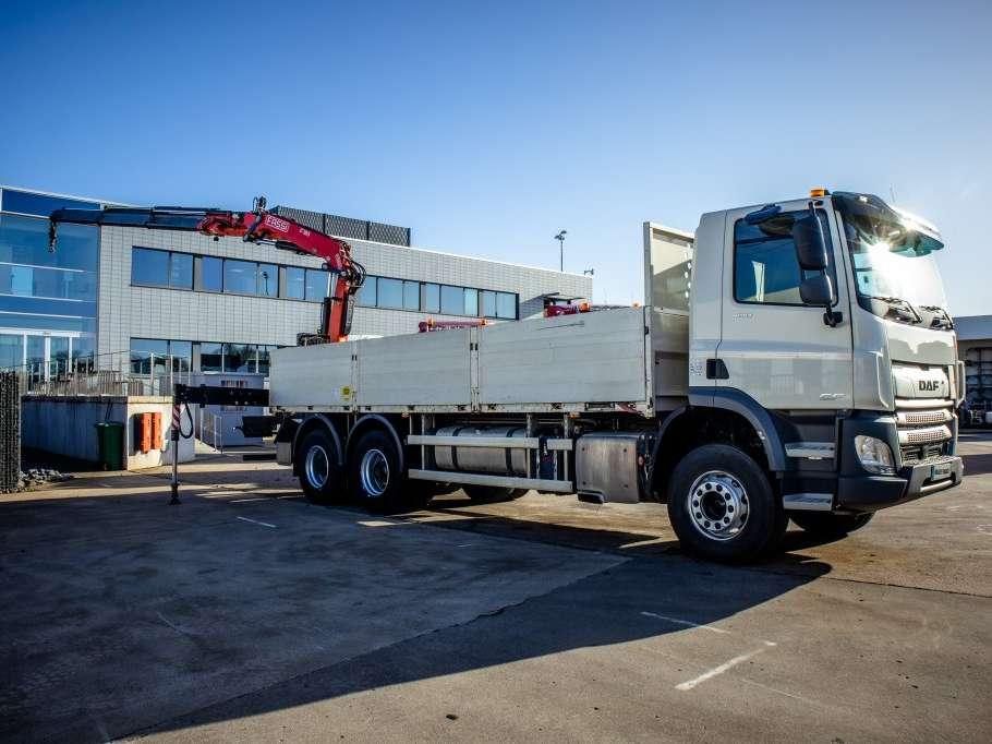 Daf CF 450-6X4+FASSI18T/M(3EXT)-78500KM Photo 2