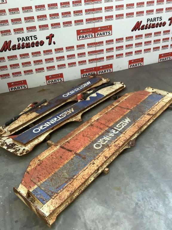 Capot et panneau de carrosserie pour Terex TA300 Photo 1