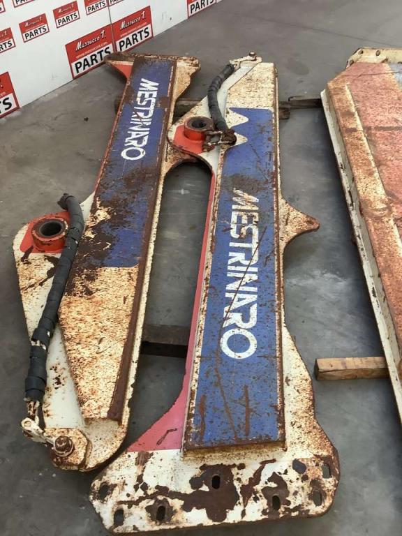 Capot et panneau de carrosserie pour Terex TA300 Photo 3