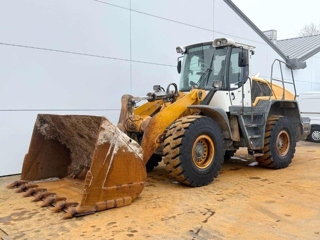 Liebherr L550 - Automatic Greasing / Good Tyres! Photo 2