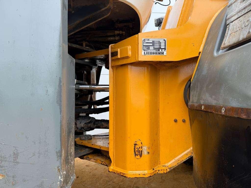 Liebherr L550 - Automatic Greasing / Good Tyres! Photo 20
