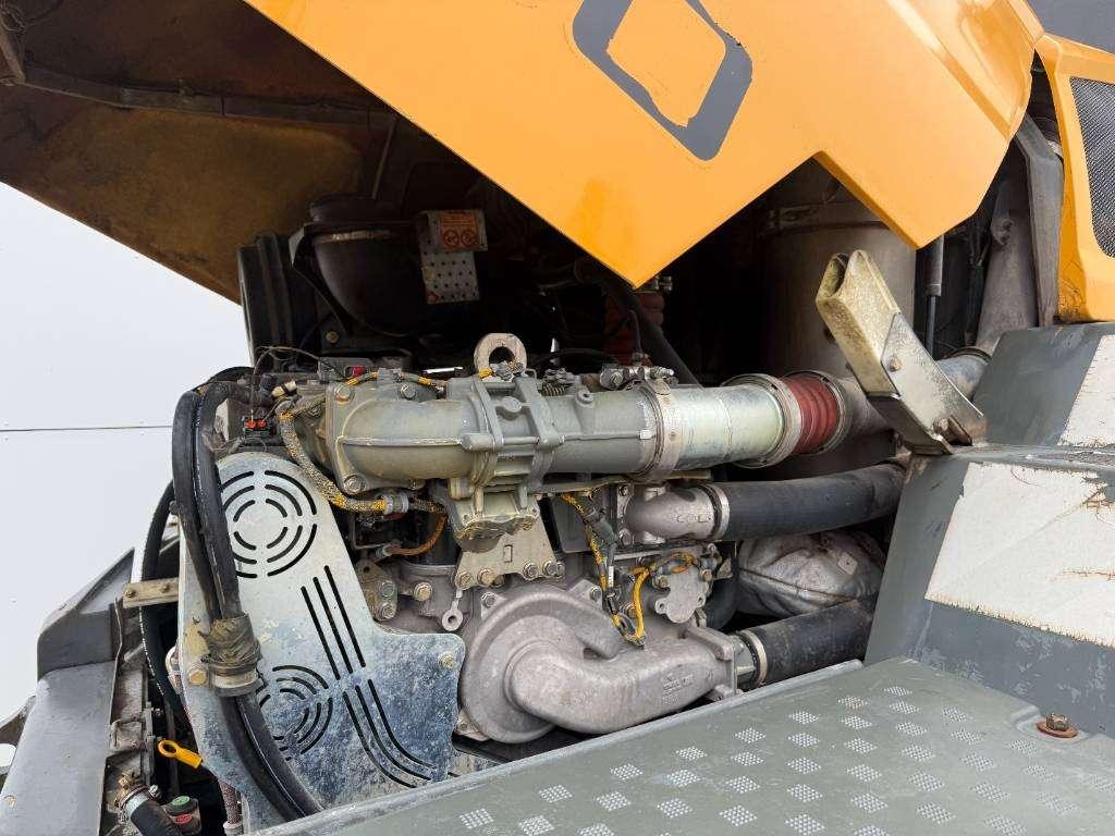 Liebherr L550 - Automatic Greasing / Good Tyres! Photo 27
