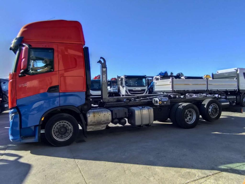 Iveco S-WAY AS260S48 Y Photo 24