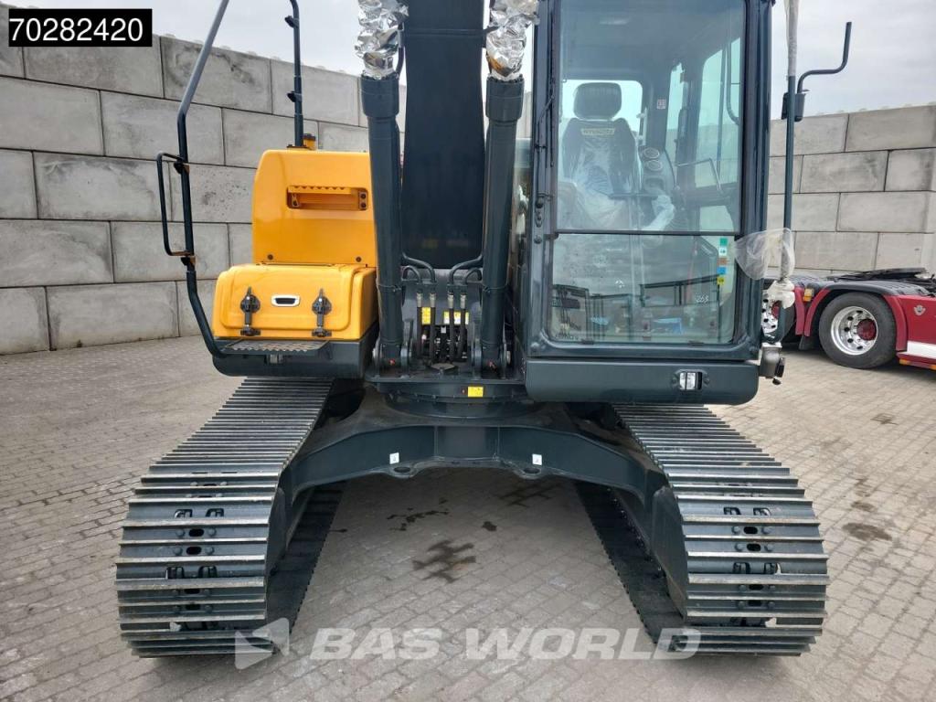 Hyundai HX130 N A/C Photo 10