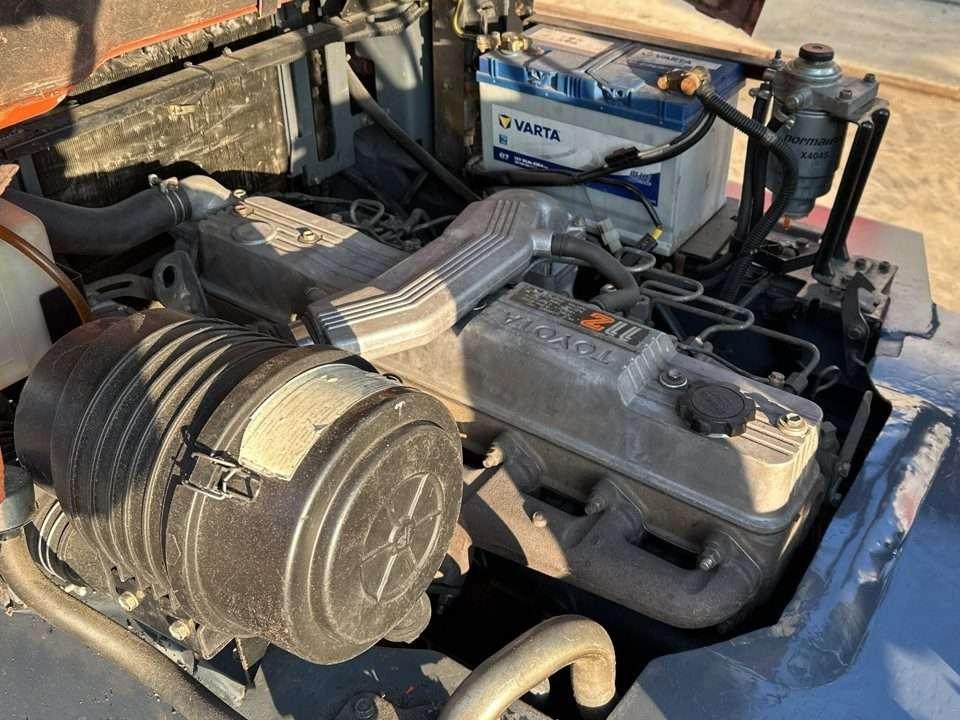 Toyota 02-5FD40 Photo 8