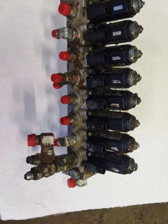 Valve proportionnelle pour New Holland Serie E Photo 2