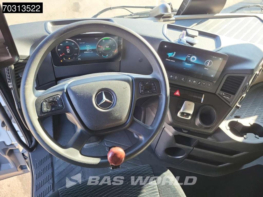 Mercedes-Benz Actros 1845 4X2 Bigspace Lowdeck Mirrorcam 2x Tank Photo 19