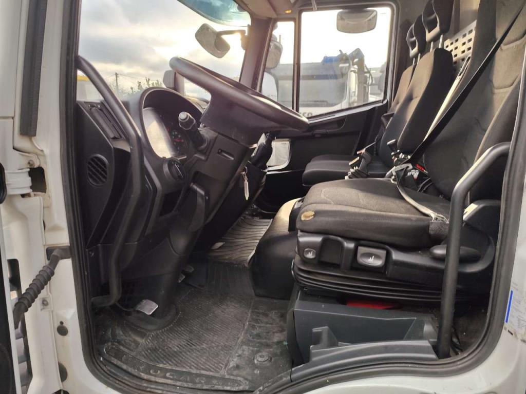 Iveco EUROCARGO 75-160 Photo 18