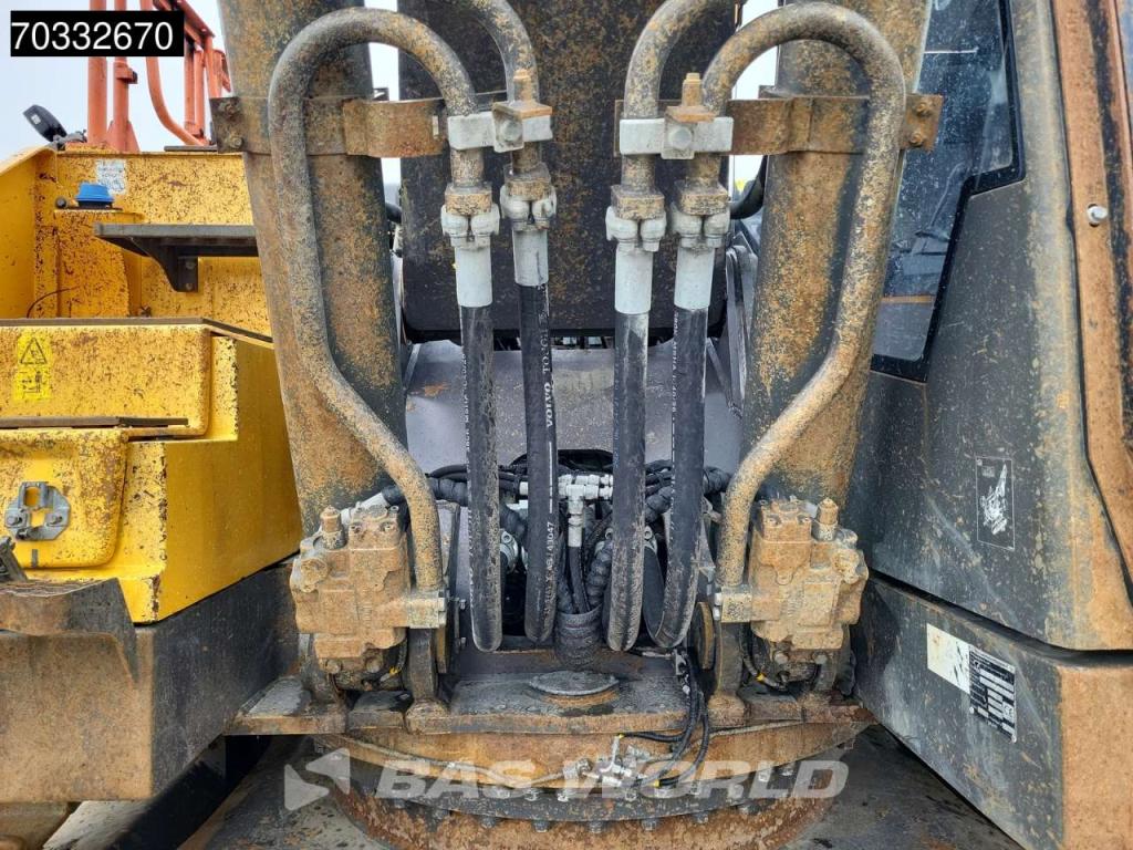 Volvo EC380 E L Photo 7