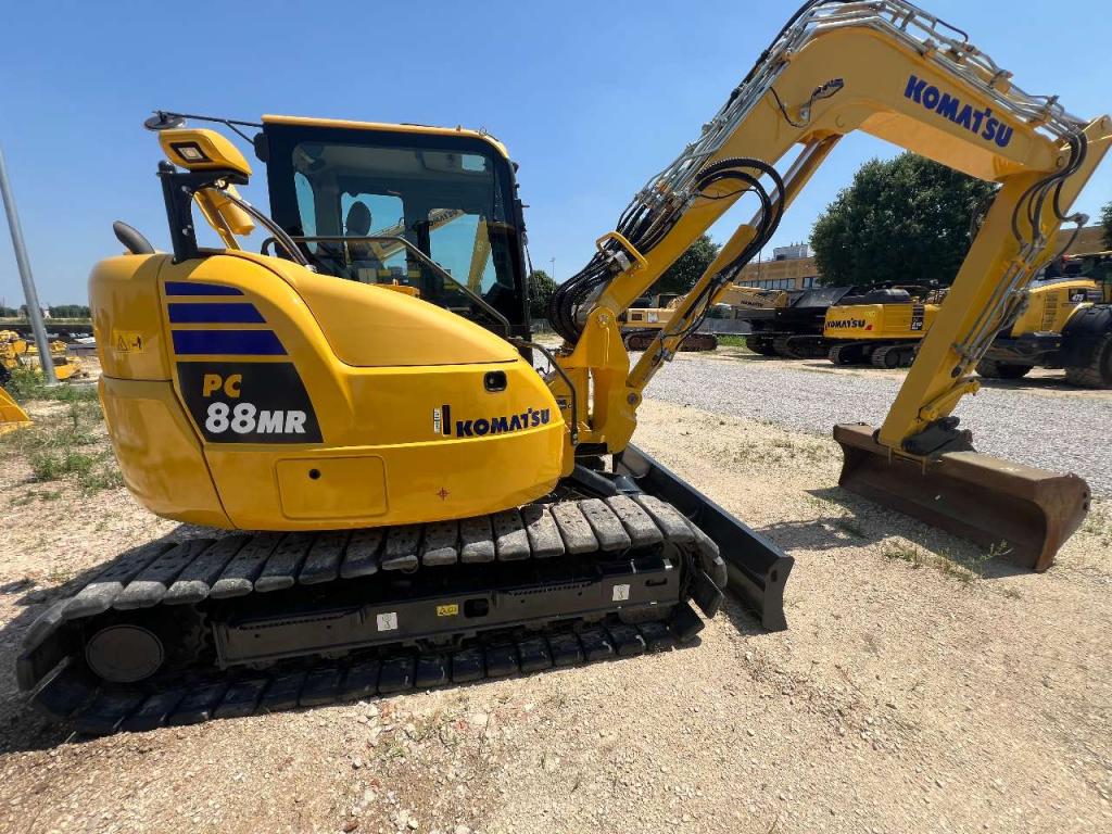 Komatsu PC88MR-10 Photo 4