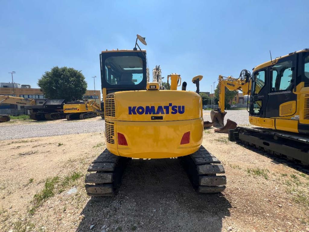 Komatsu PC88MR-10 Photo 6