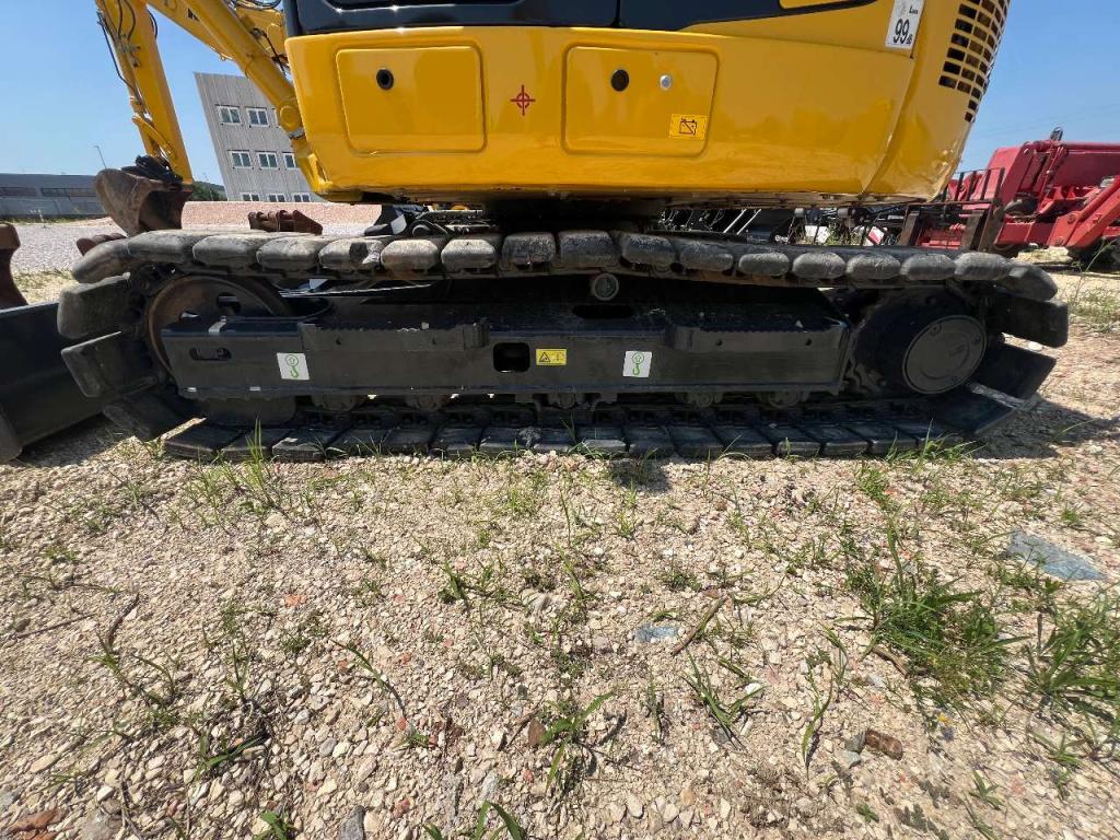 Komatsu PC88MR-10 Photo 9