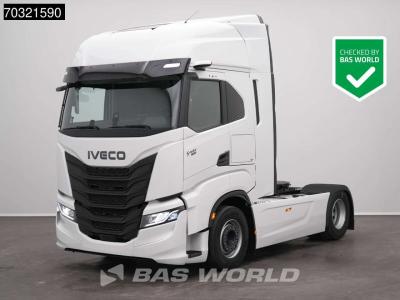 Iveco S-Way 500 4X2 NEW! 2xTanks HPEB Standklima ACC NAVI LED en vente par BAS World B.V.