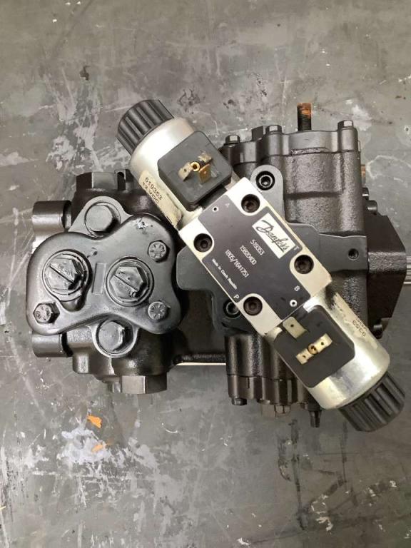 Pompe hydraulique pour Case Photo 2