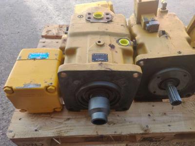 Pompe hydraulique pour Caterpillar 5080 en vente par CERVETTI TRACTOR Srl