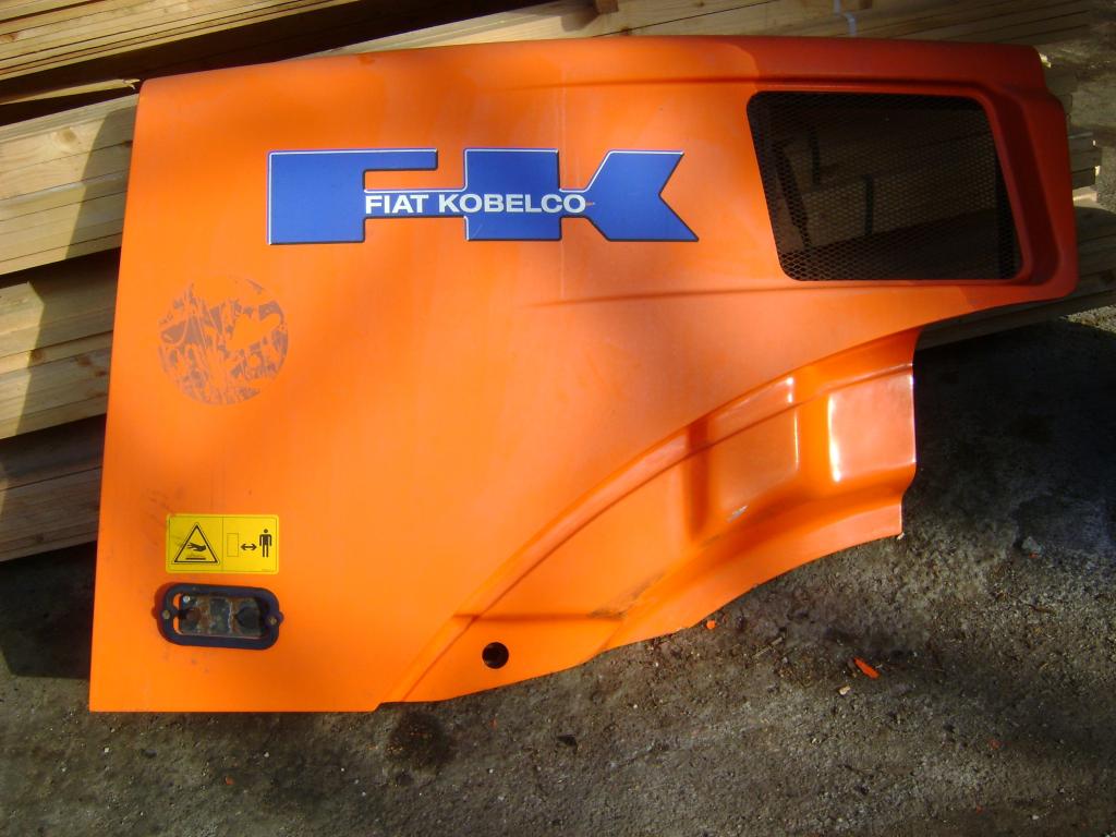Capot et panneau de carrosserie pour Fiat Kobelco W 130 Photo 2
