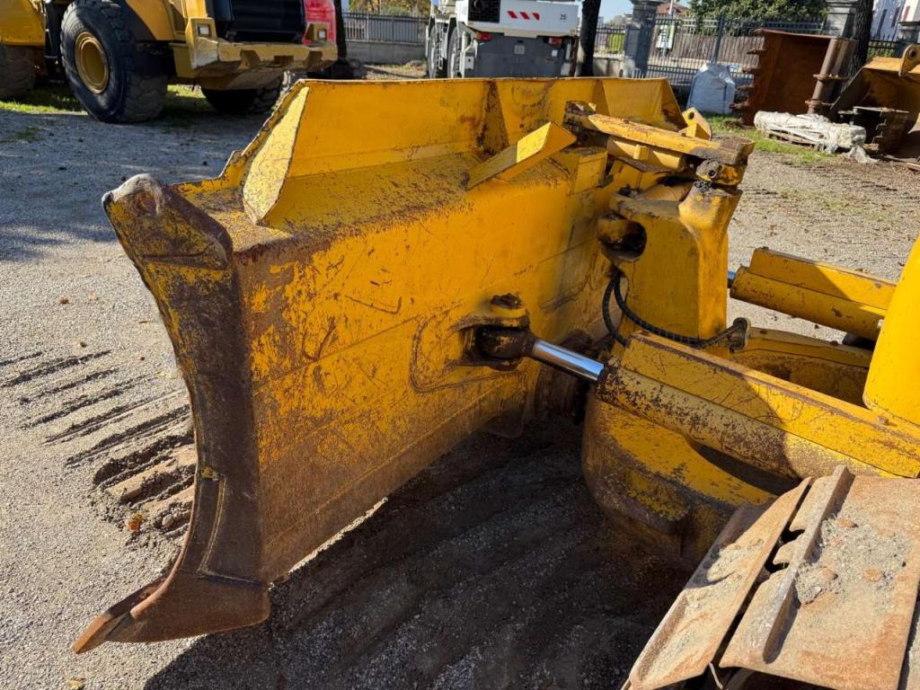 Komatsu D61EX-24 Photo 8
