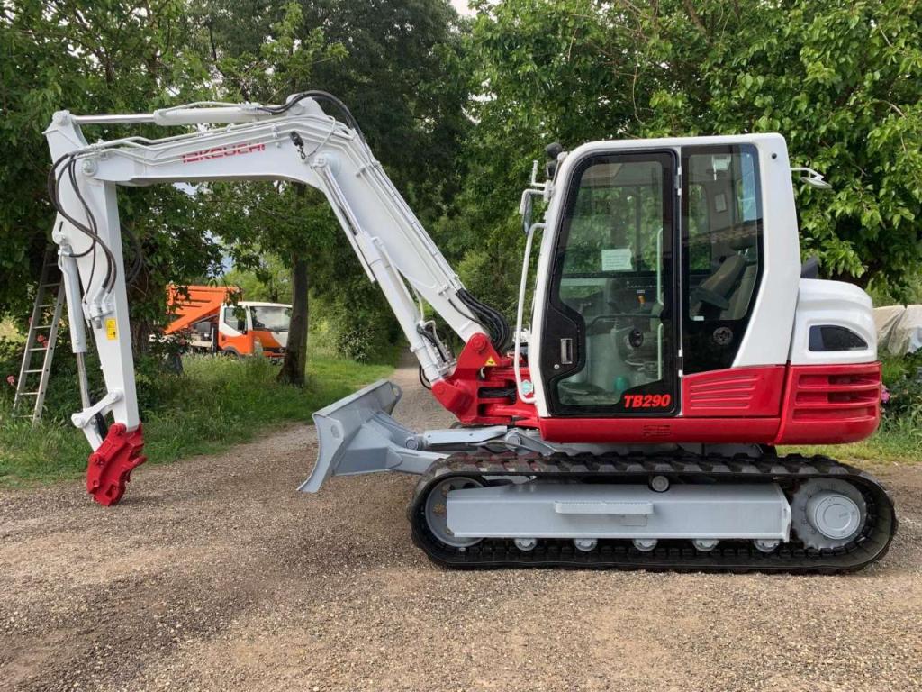 Takeuchi TB290 Photo 1