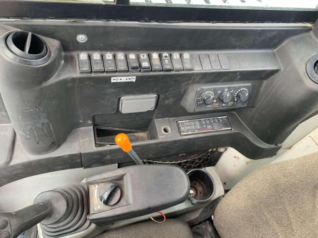 Takeuchi TB290 Photo 10