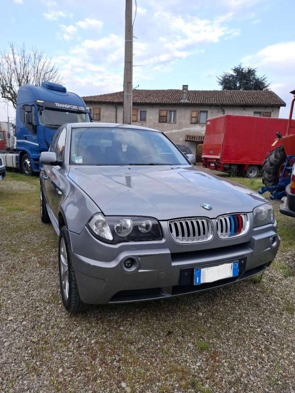 BMW X3 Photo 2