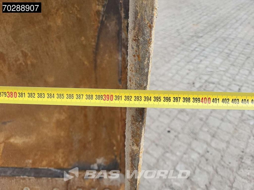 Komatsu D65 PXi -18 Ripper Photo 15